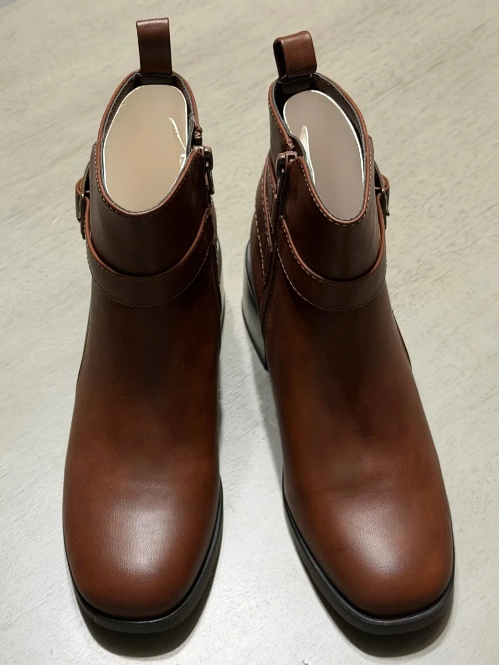 White Mountain Brown Leatherette Ankle Booties with Buckle Size 5